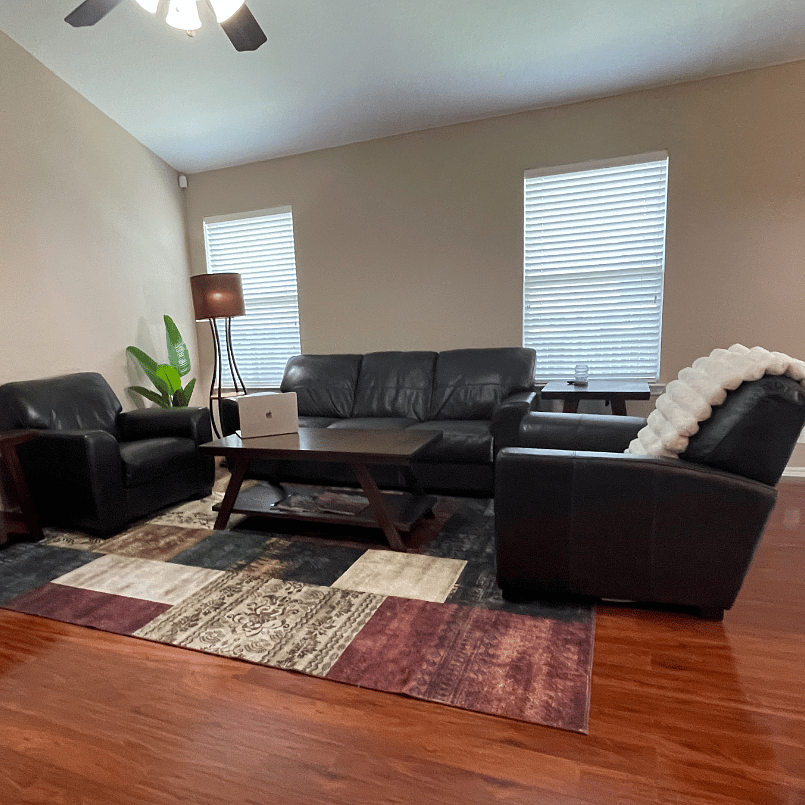 Furnished Finder property 993975_1 photo 4