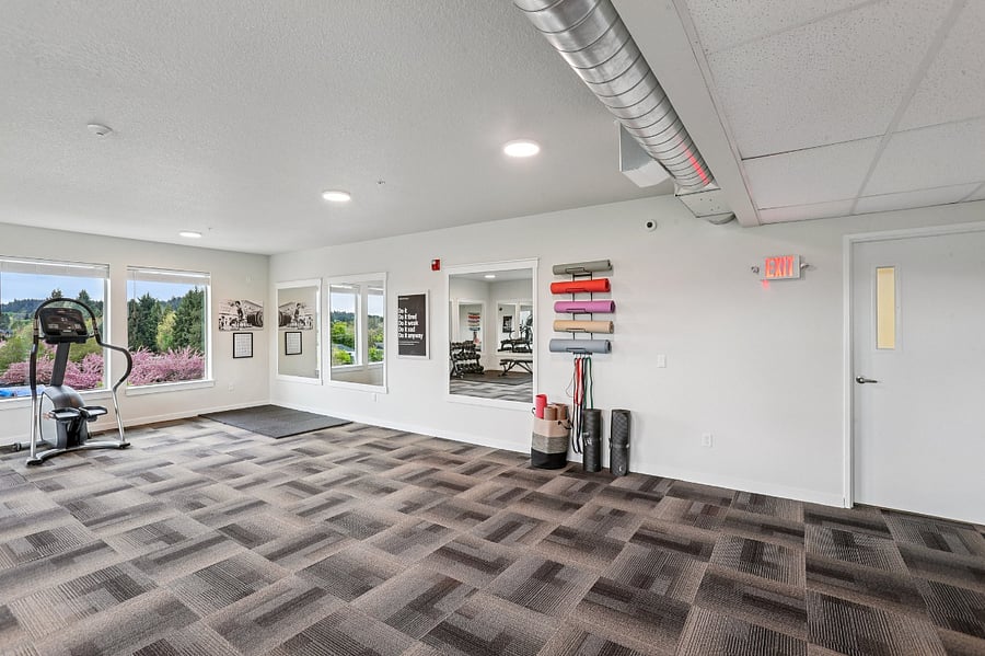 State of the art fitness center, currently open 24/7 365! Water cooler and bathroom provided.