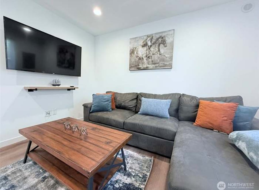 Furnished Finder property 994079_1 photo 8