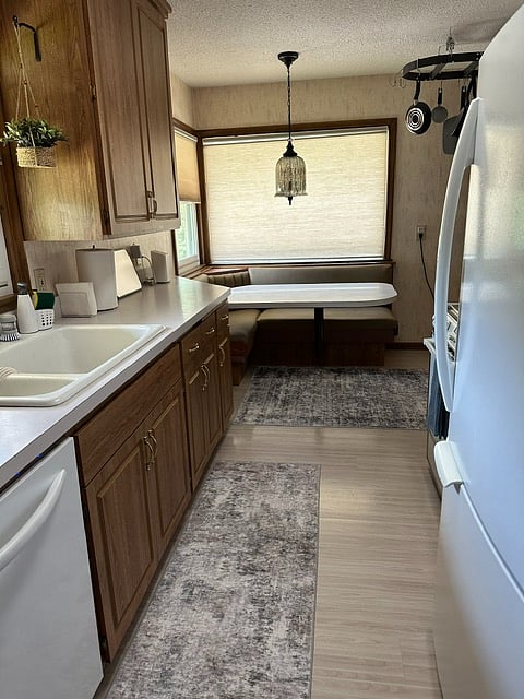 Kitchen & Appliances