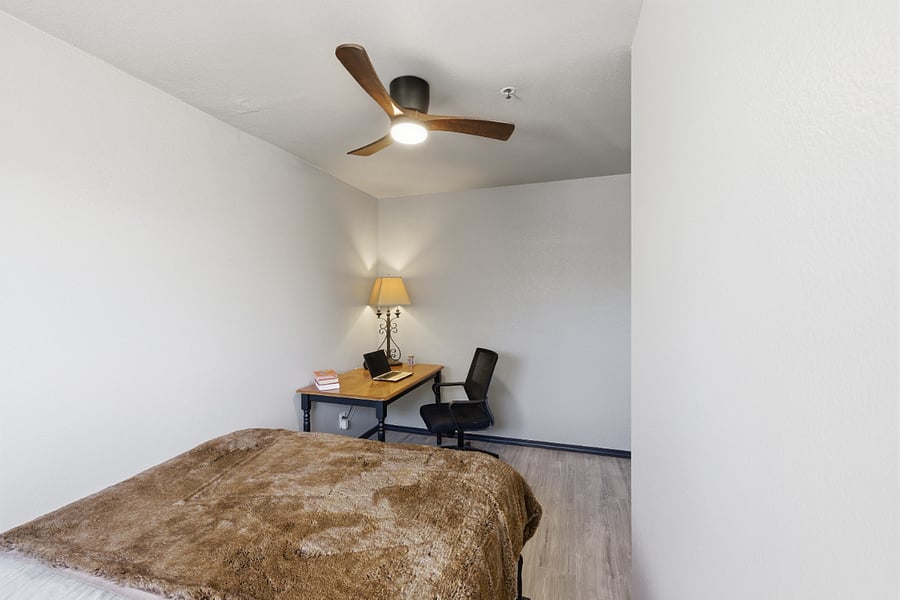 2nd Floor Bedroom w/Desk