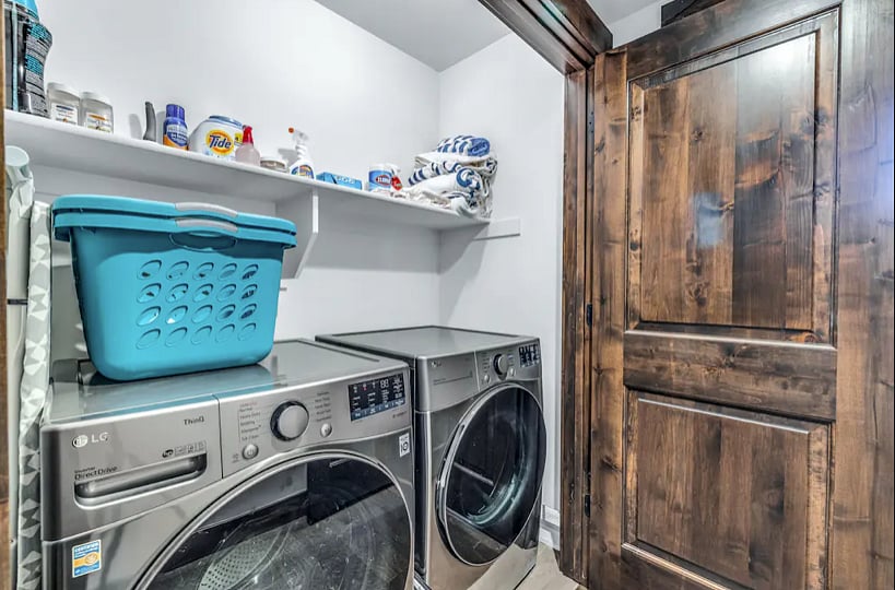 Full size washer/dryer in home