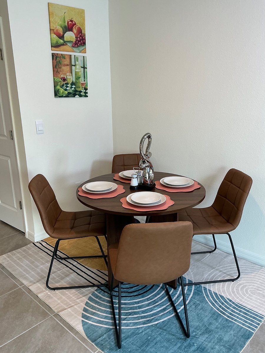 Dining room area