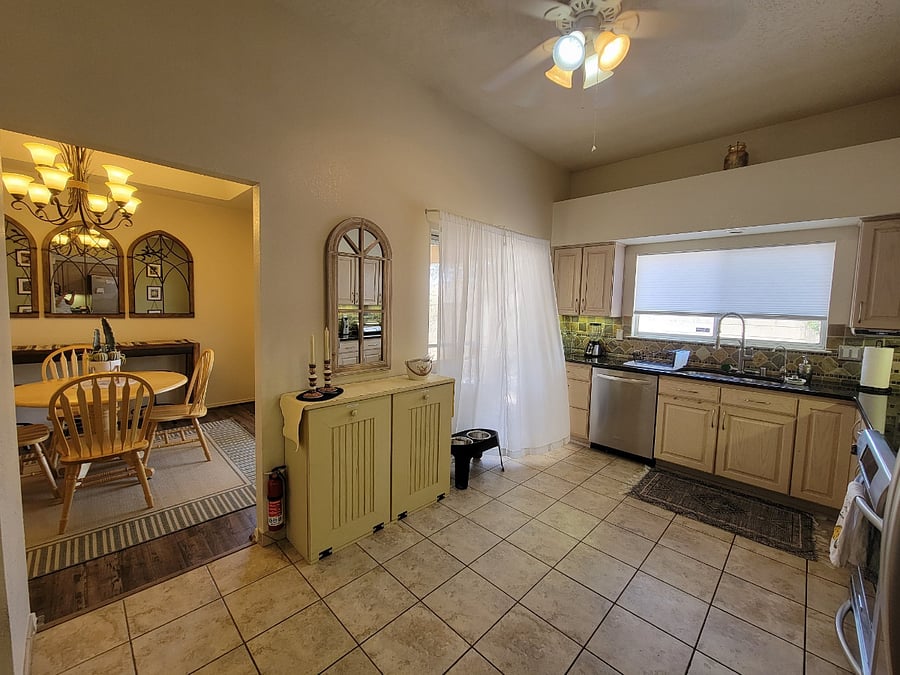 Furnished Finder property 994274_1 photo 5