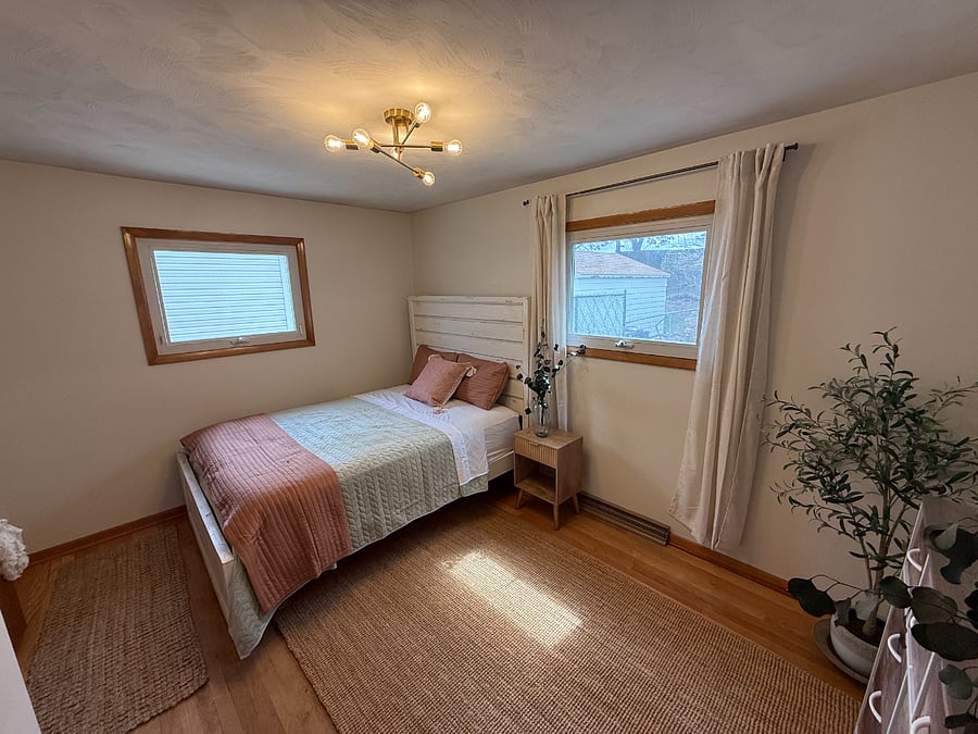 Queen Bed