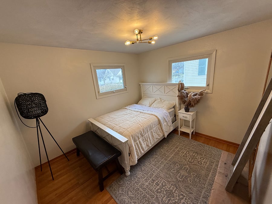 Full Bed