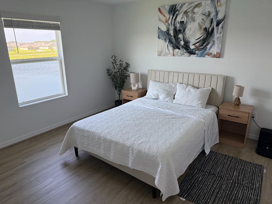 Guest bedroom 2