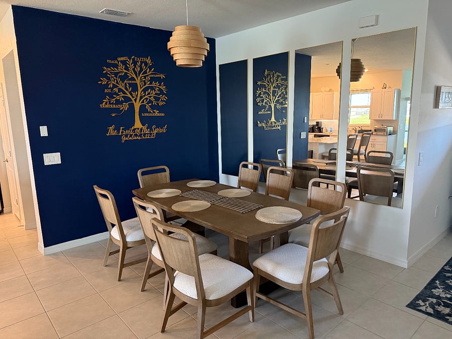Open dining space, seats 8