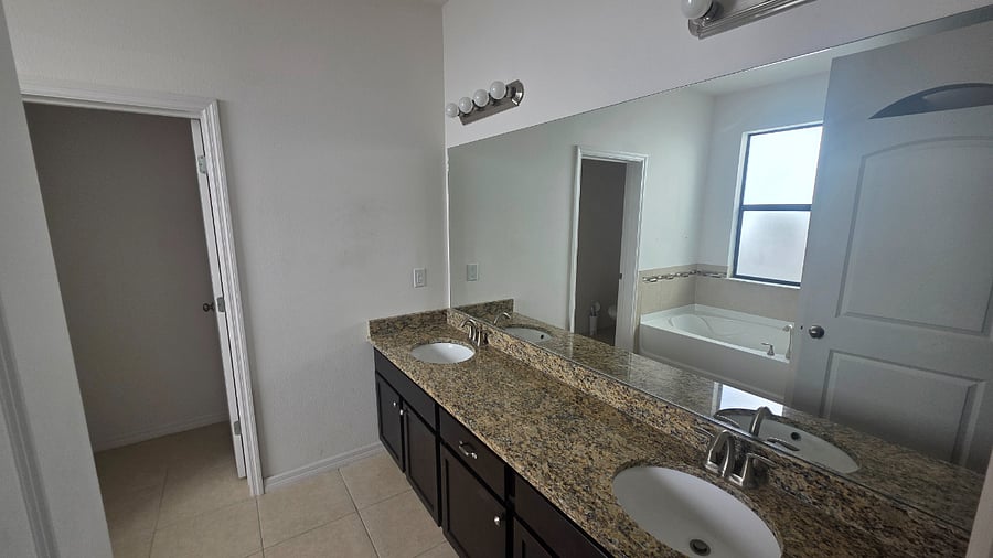 Furnished Finder property 994616_1 photo 6