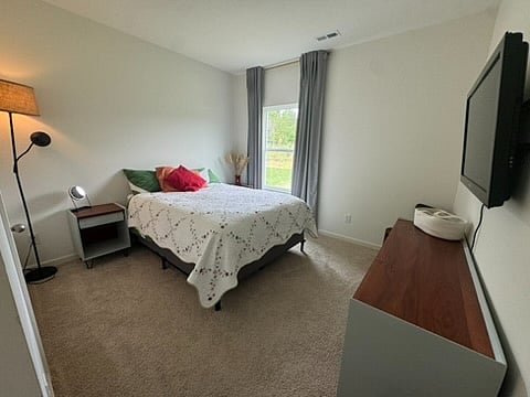 Bedroom 2 (ground floor)