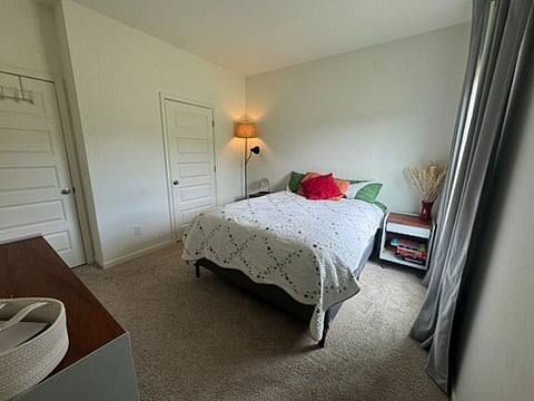 Bedroom 2 (ground floor)