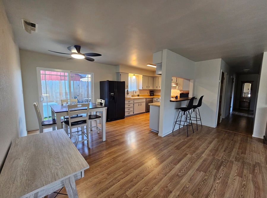 Furnished Finder property 994691_1 photo 3