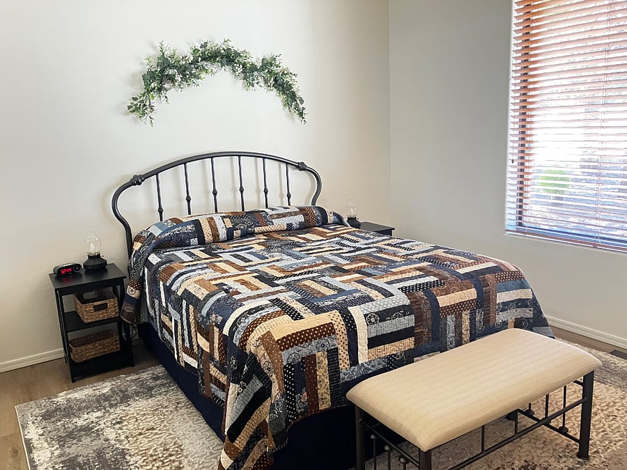 2nd bedroom