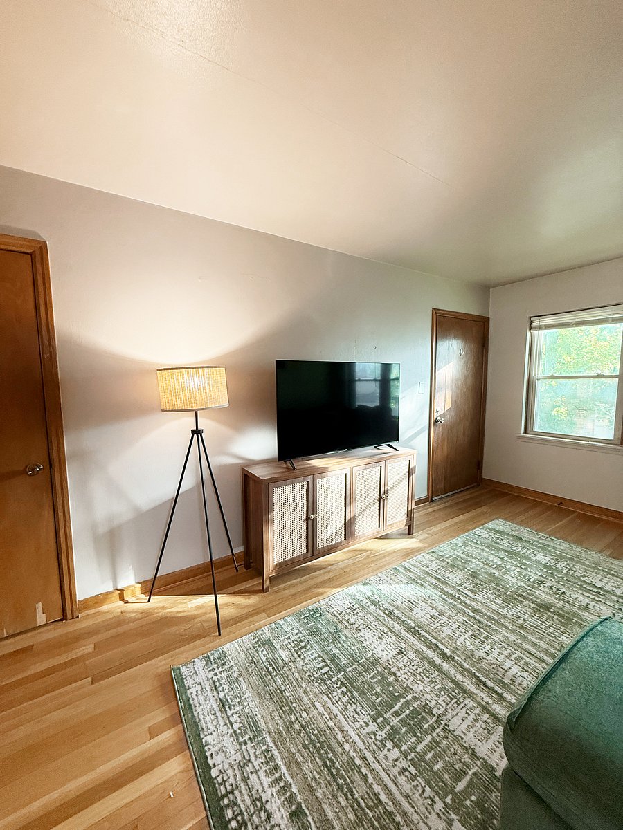 Furnished Finder property 994833_12 photo 5