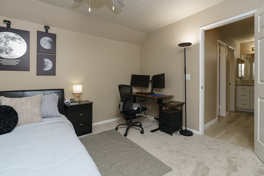 Furnished Finder property 994852_1 photo 21
