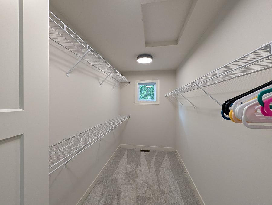 Main bedroom walk-in closet