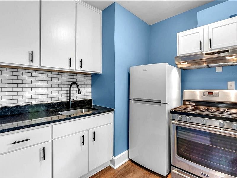 Fully stocked and updated kitchen