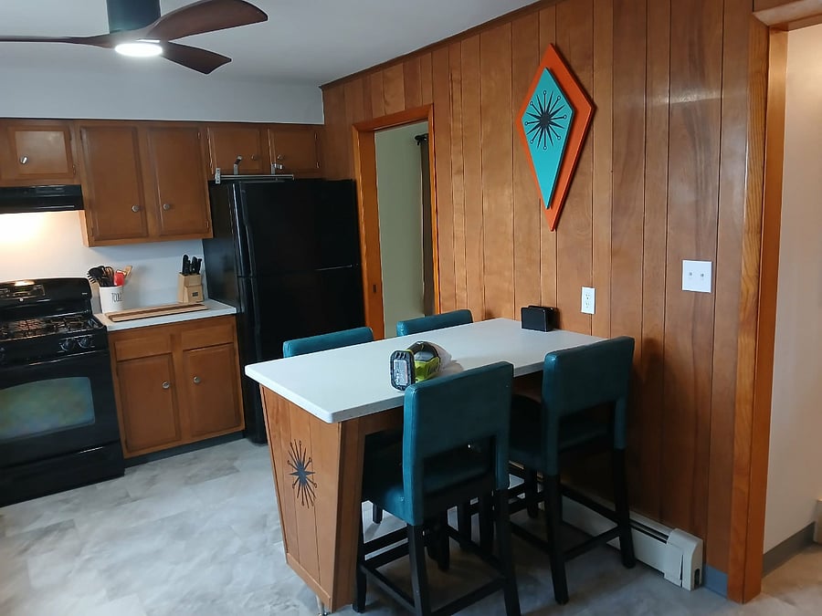 Kitchen table