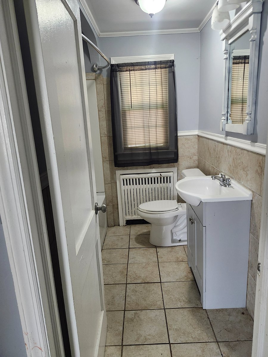 Furnished Finder property 995080_1 photo 12