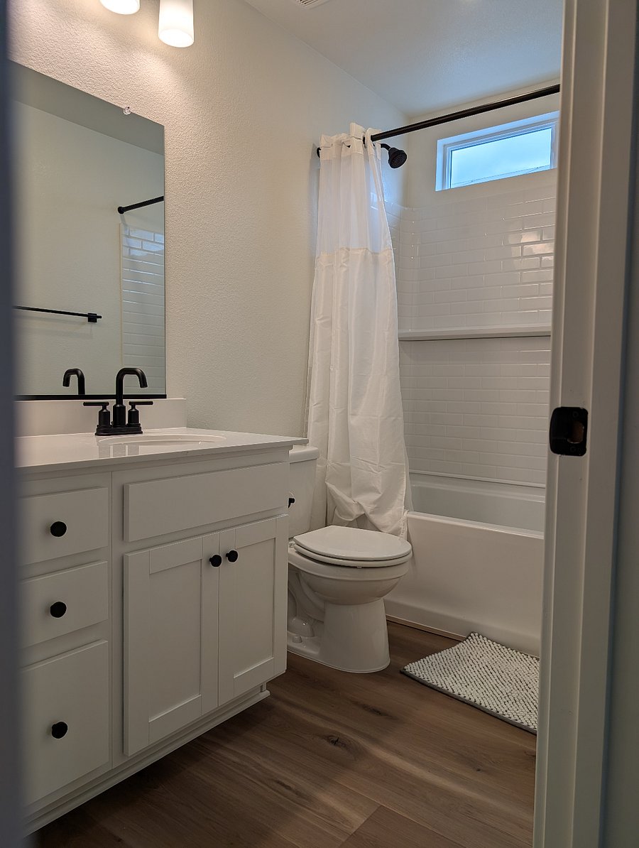 Furnished Finder property 995101_1 photo 9