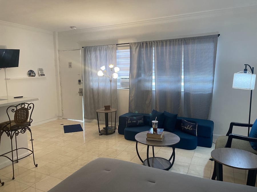 Furnished Finder property 995108_1 photo 17