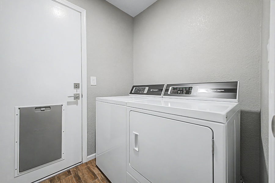 Furnished Finder property 995138_1 photo 17