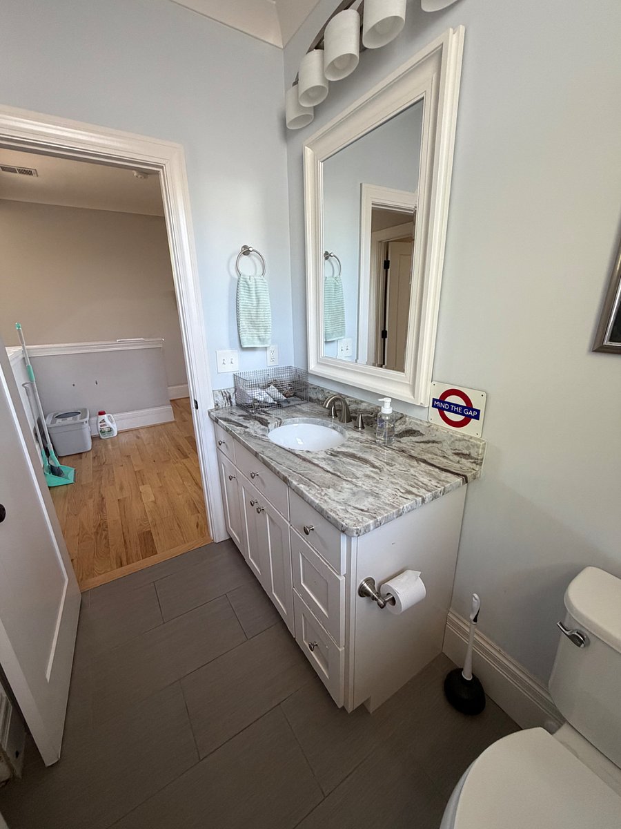 Hall bathroom upstairs