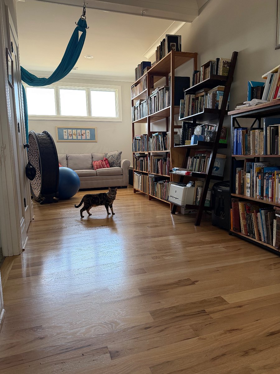 Upstairs to of stairs space