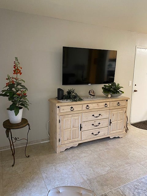 Furnished Finder property 995195_1 photo 6