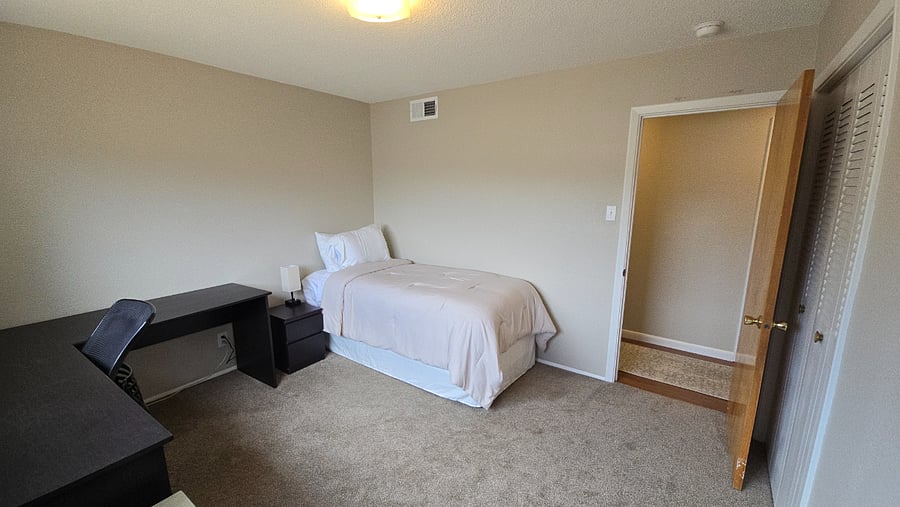 Furnished Finder property 995226_1 photo 20