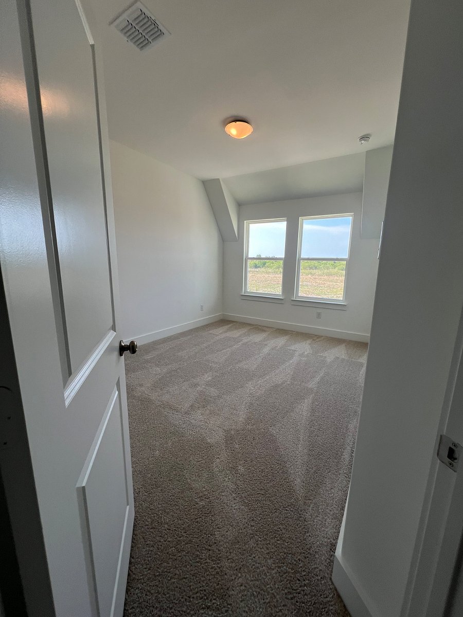 Furnished Finder property 995299_1 photo 8