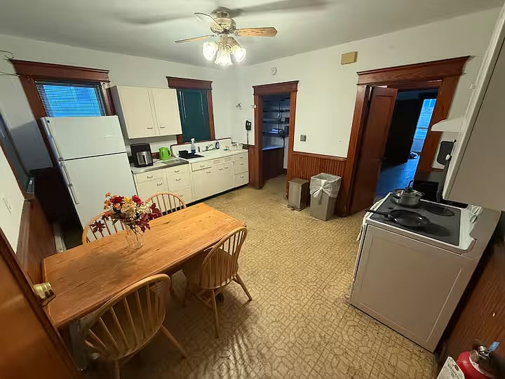 Furnished Finder property 995330_1 photo 5