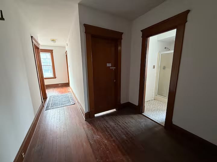 Second floor hallway to bathroom