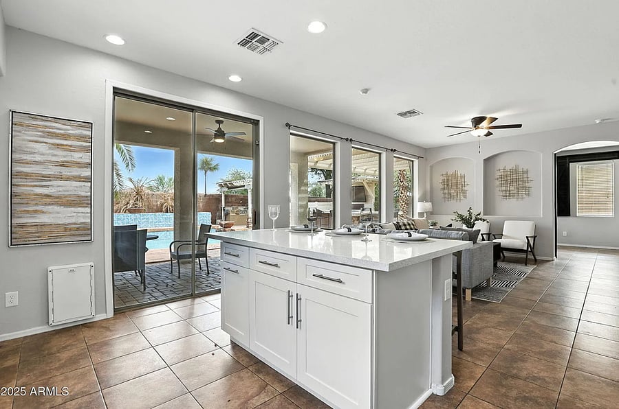 Furnished Finder property 995349_1 photo 11