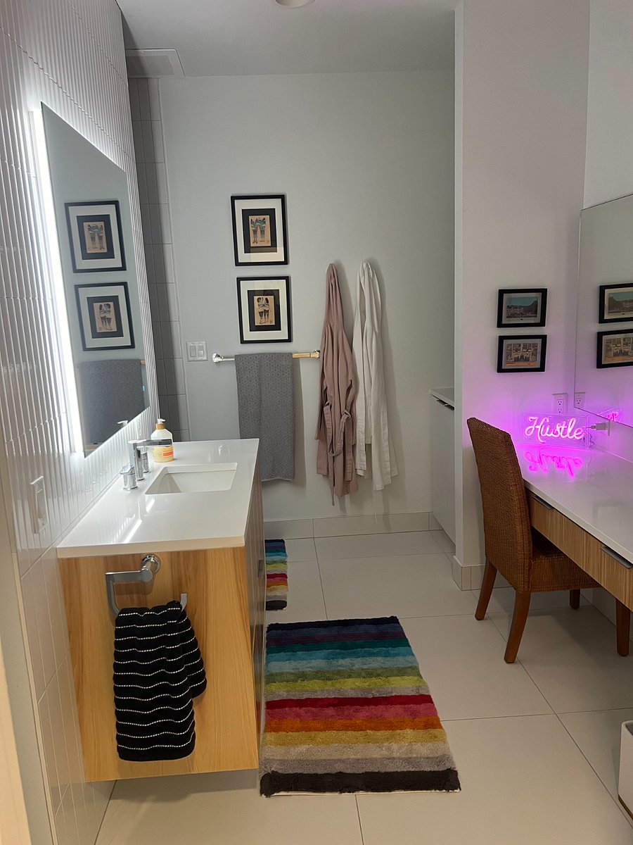 Spa bathroom #2.
