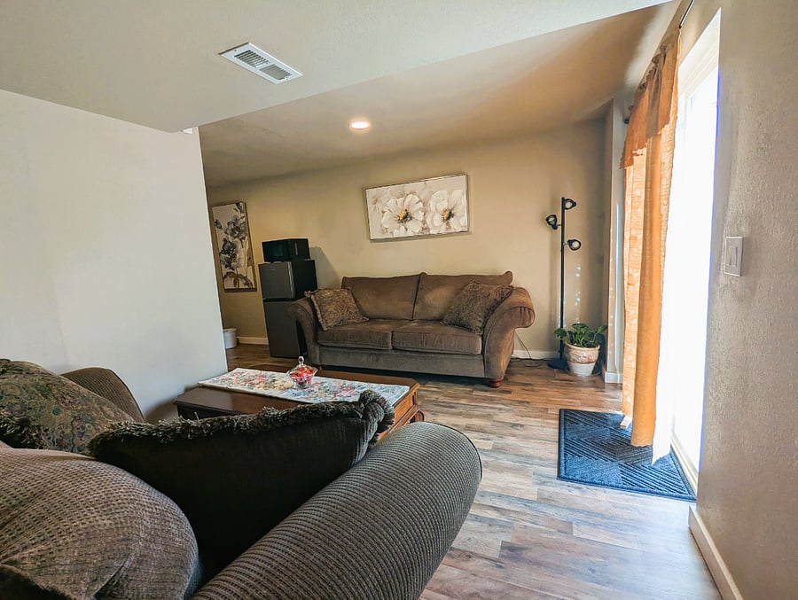 Furnished Finder property 995384_1 photo 3