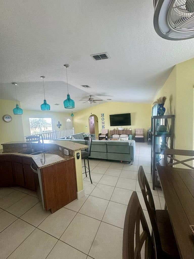 Furnished Finder property 995391_1 photo 8
