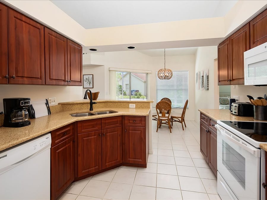 Furnished Finder property 995411_1 photo 39