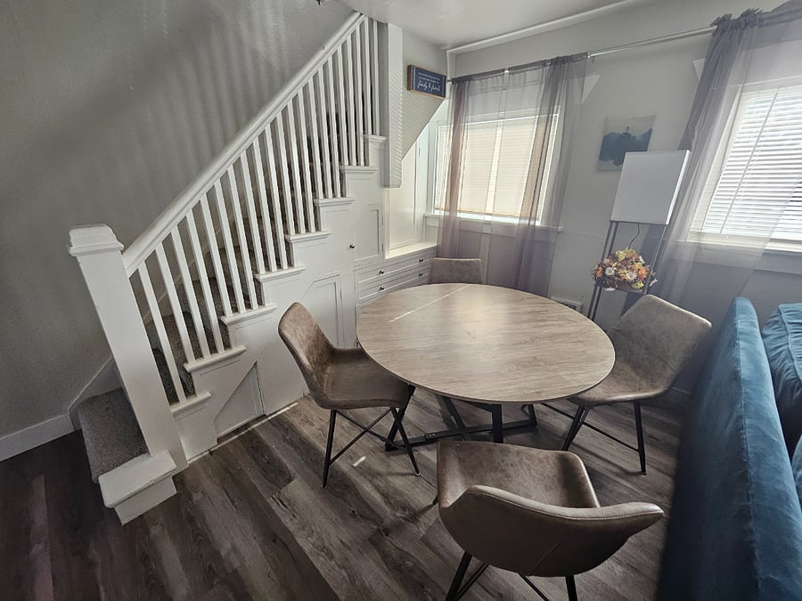 Dining Room (Downstairs)