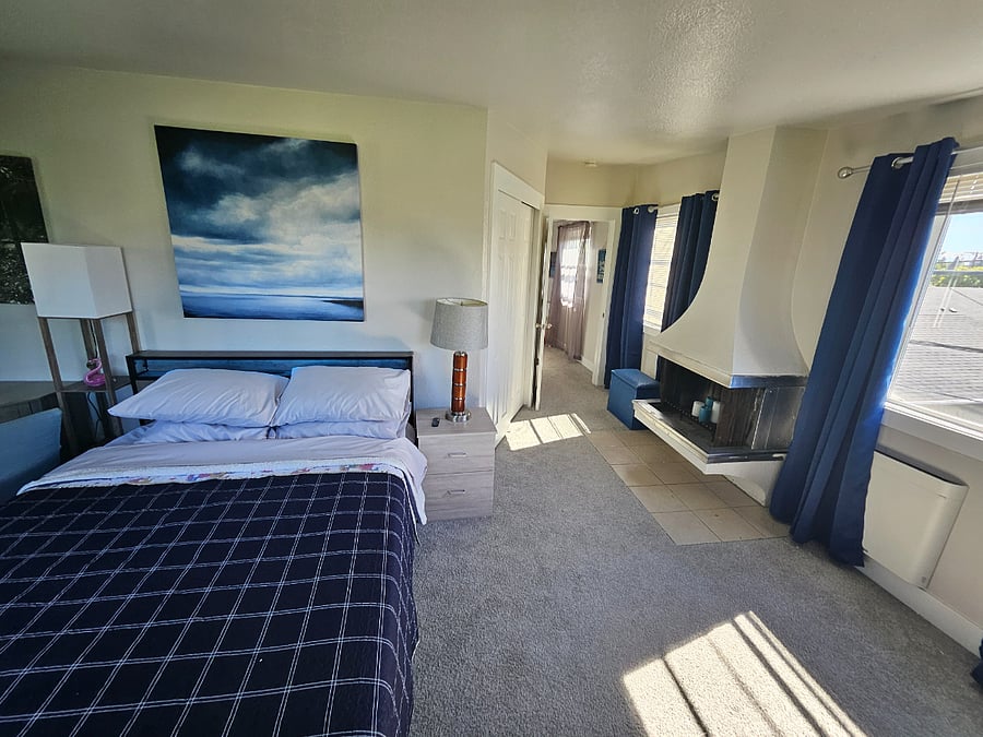 Bedroom 1 (Upstairs)