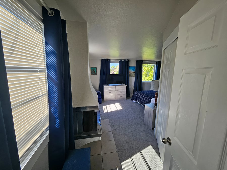 Bedroom 1(Upstairs)