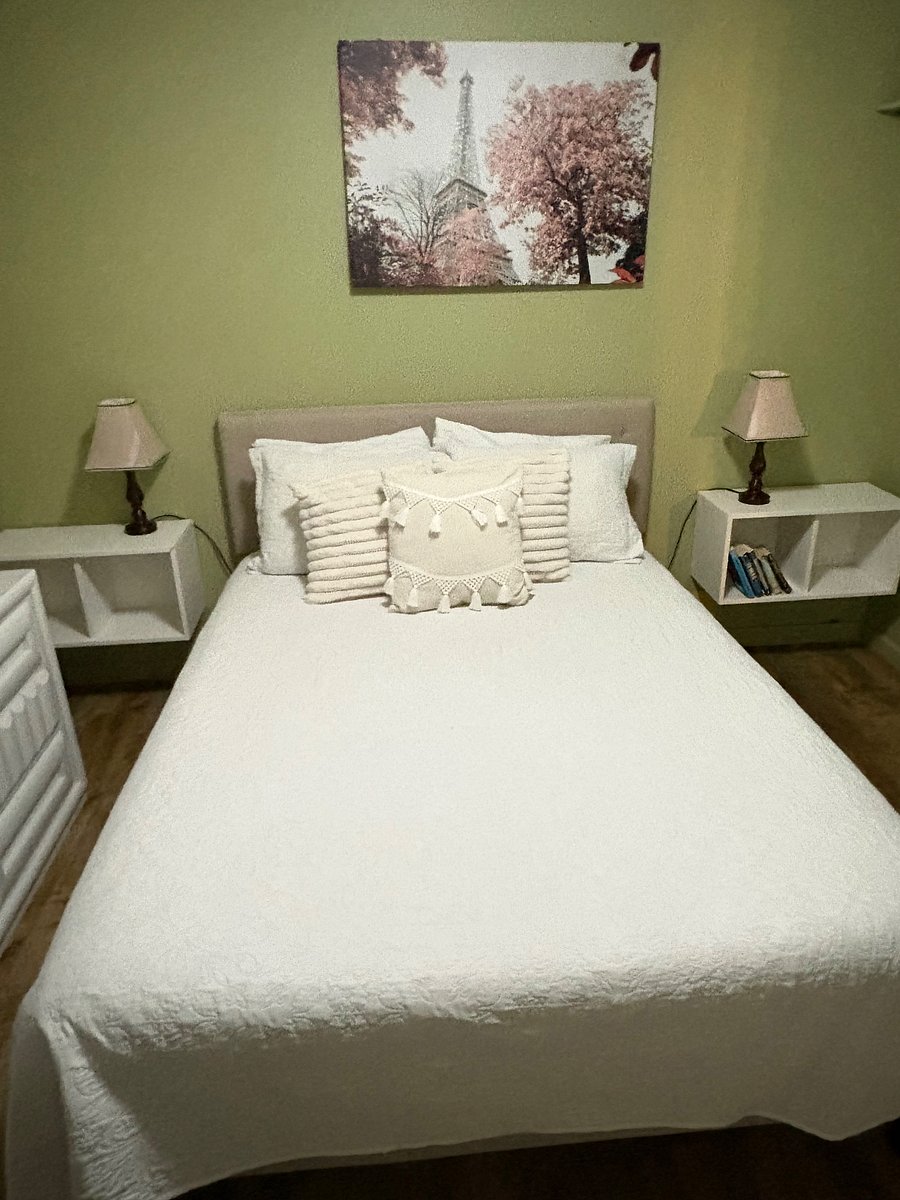 Furnished Finder property 995526_1 photo 13