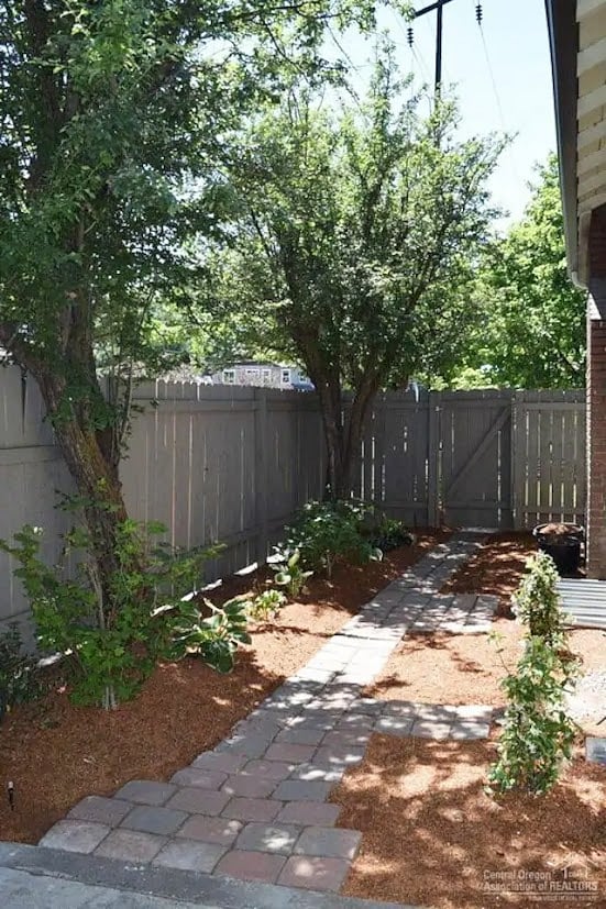 Furnished Finder property 995536_1 photo 17
