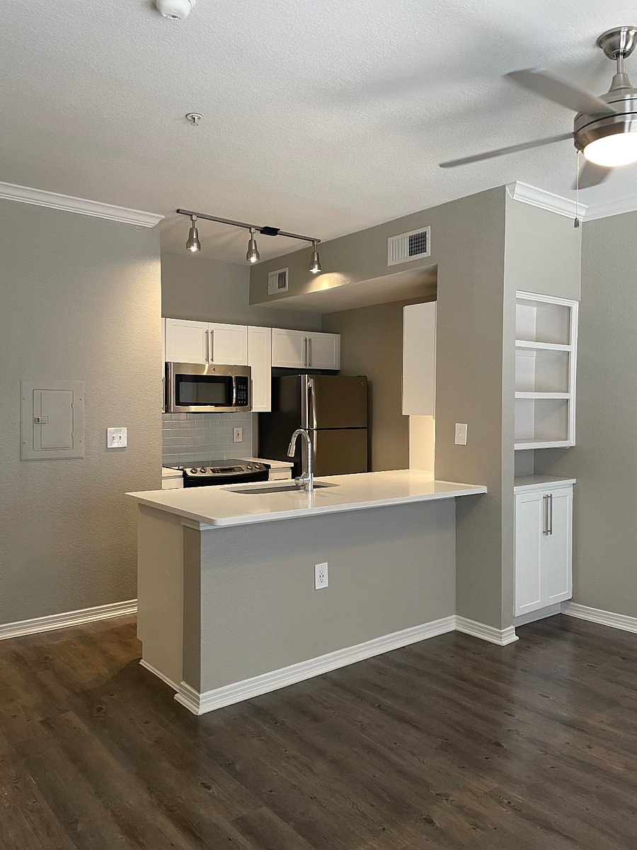 Studio Unit Kitchen