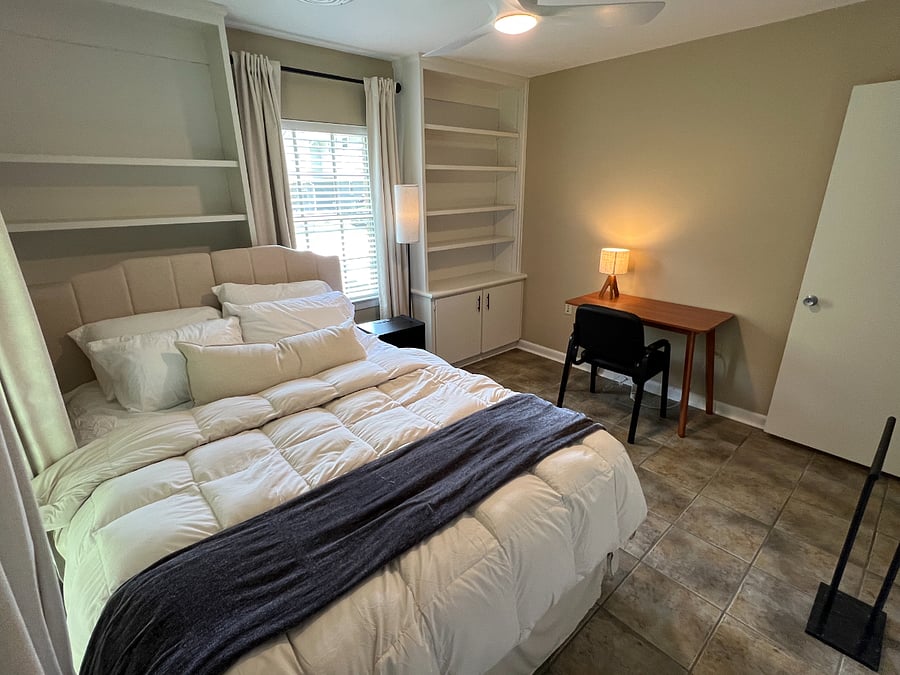 2nd smaller bedroom image 1