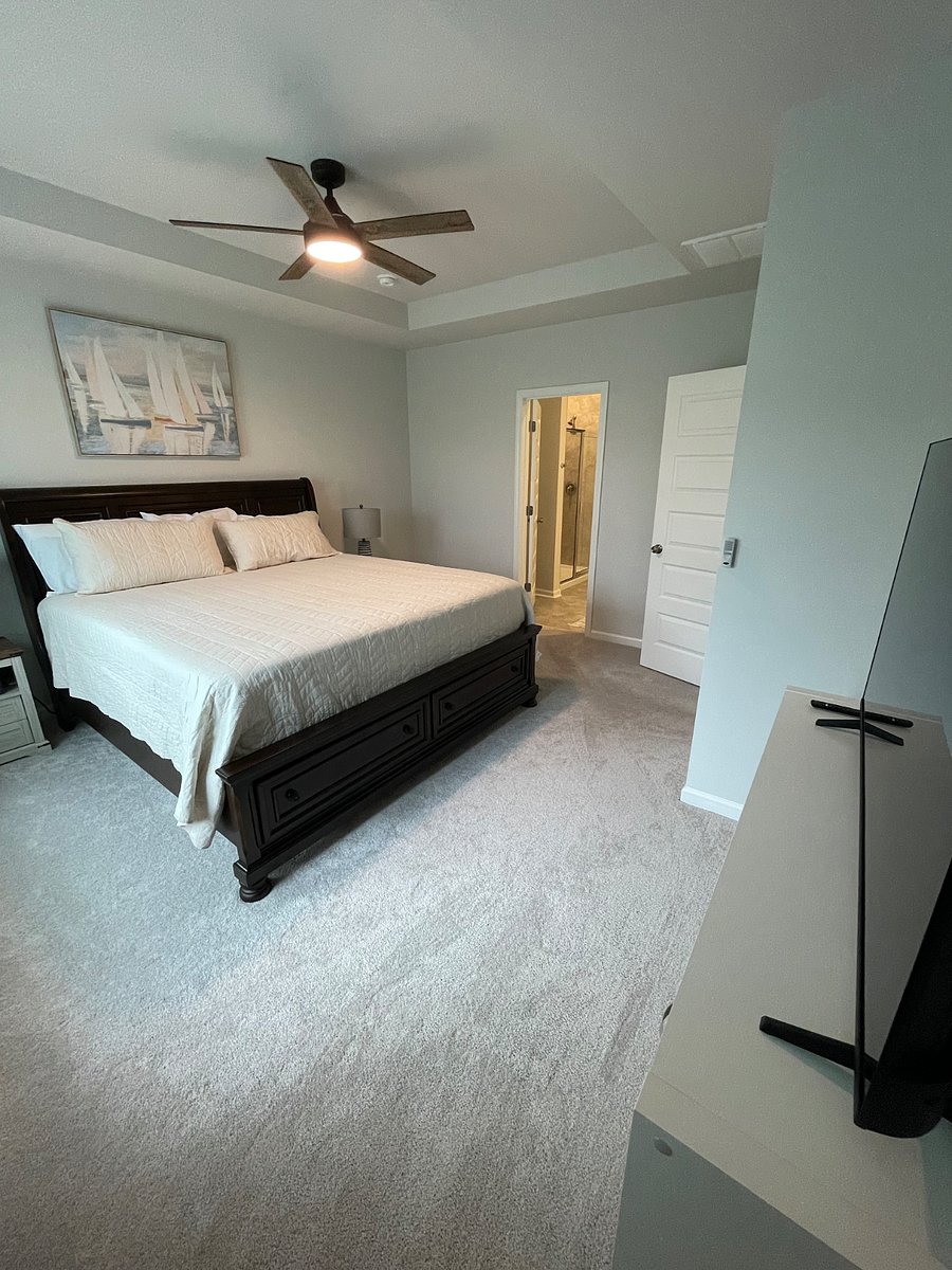Master bedroom with en suite