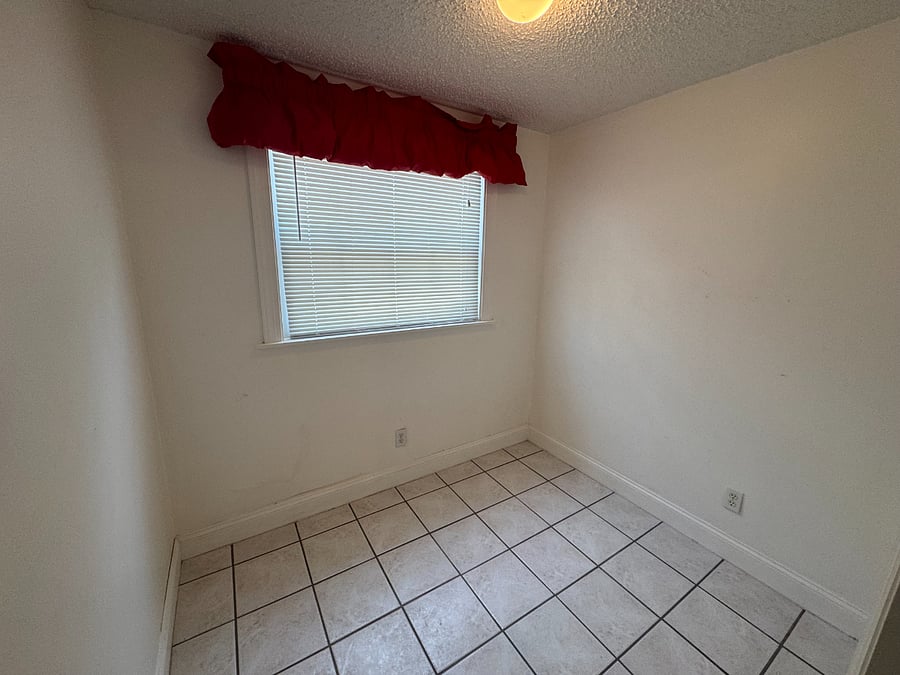Furnished Finder property 995622_1 photo 13
