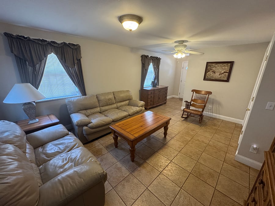 Furnished Finder property 995622_1 photo 3