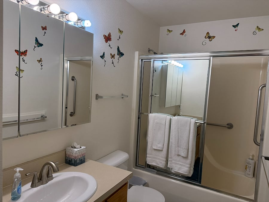 Furnished Finder property 995652_1 photo 35