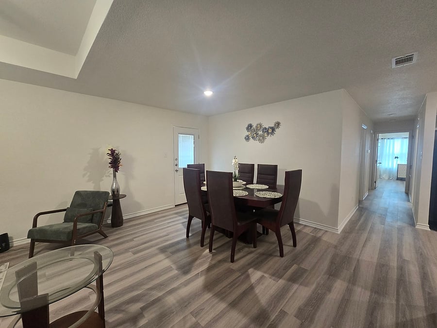 Furnished Finder property 995654_1 photo 12